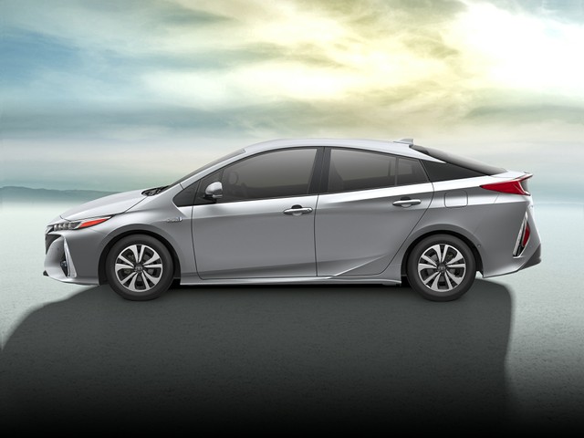 2021 TOYOTA PRIUS PRIME (PHEV)